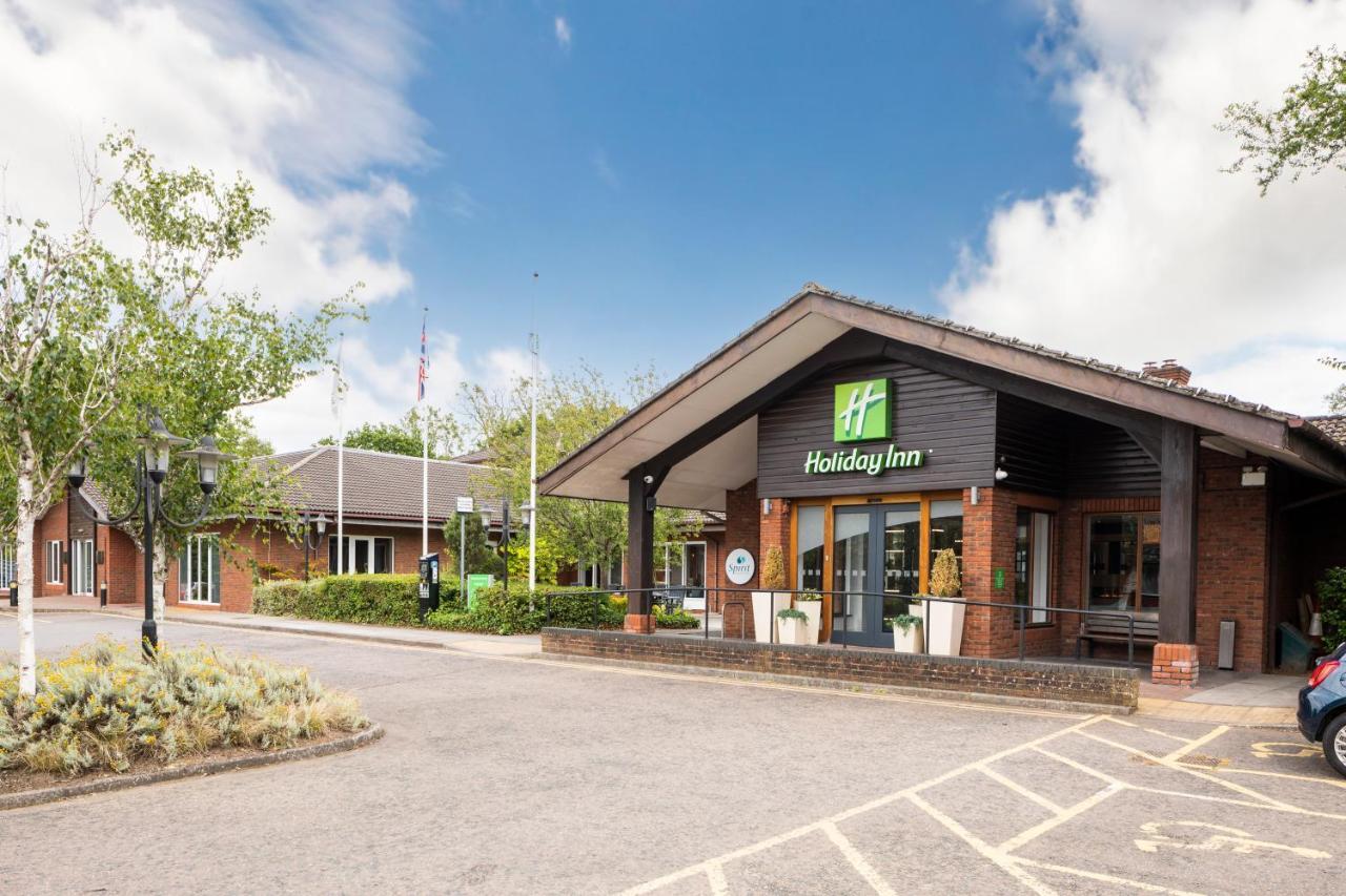 Holiday Inn Guildford By Ihg מראה חיצוני תמונה