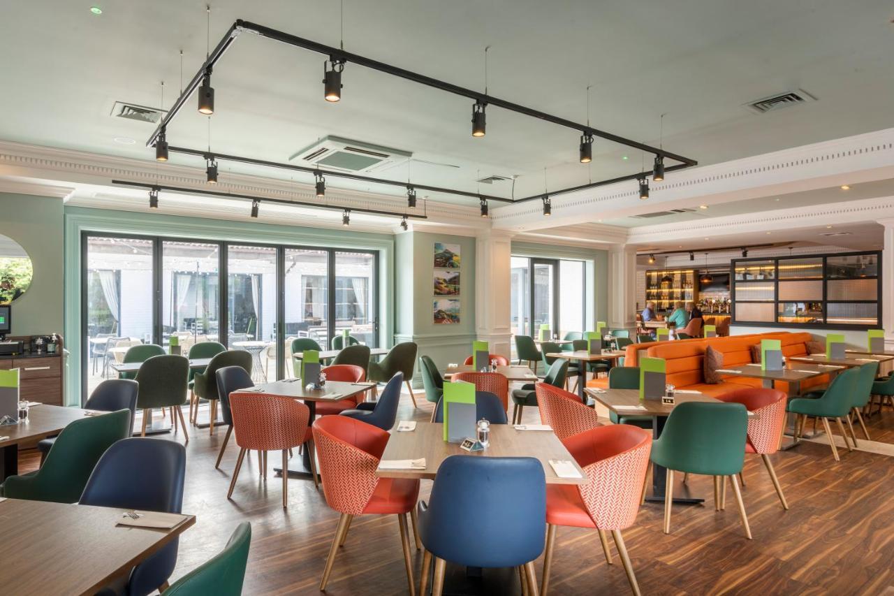 Holiday Inn Guildford By Ihg מראה חיצוני תמונה